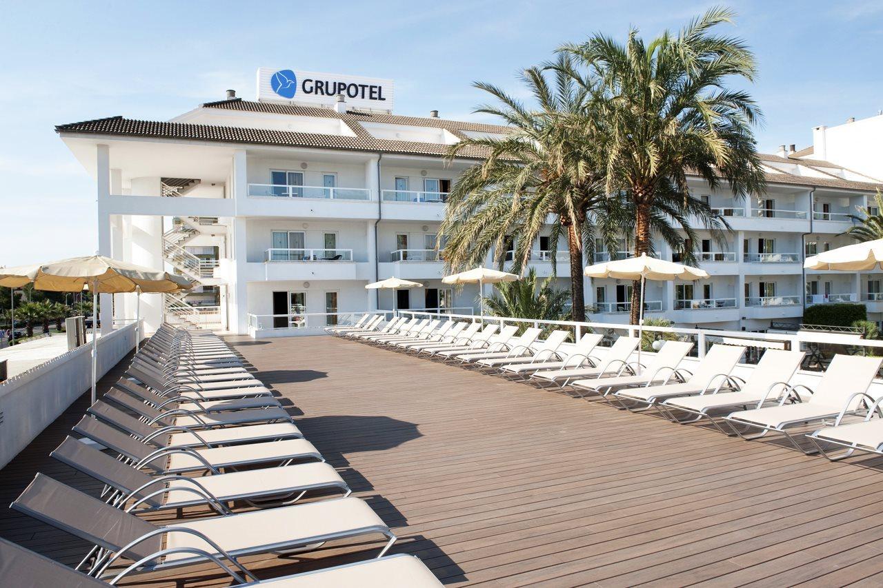 Grupotel Santa Eularia & Spa - Adults Only Santa Eularia des Riu Eksteriør billede