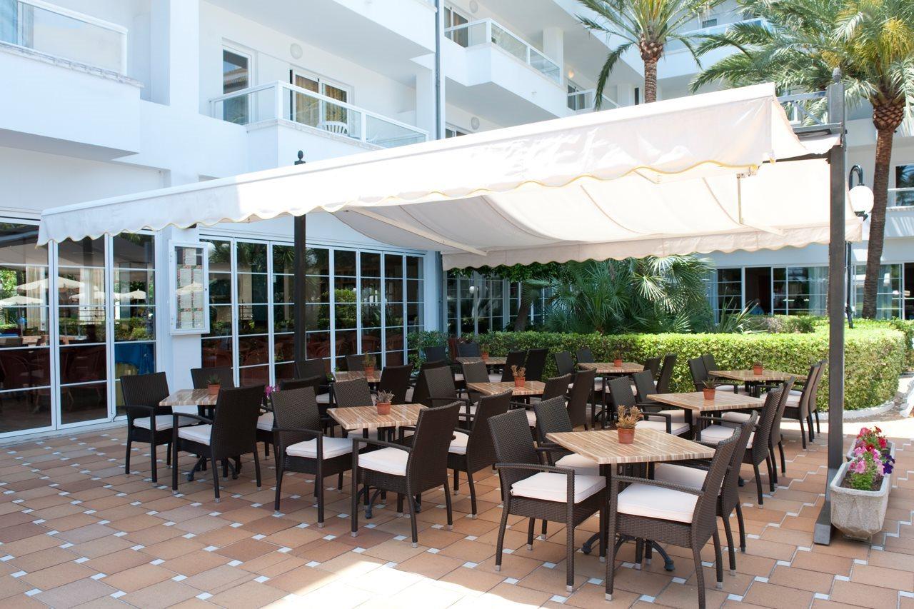 Grupotel Santa Eularia & Spa - Adults Only Santa Eularia des Riu Eksteriør billede