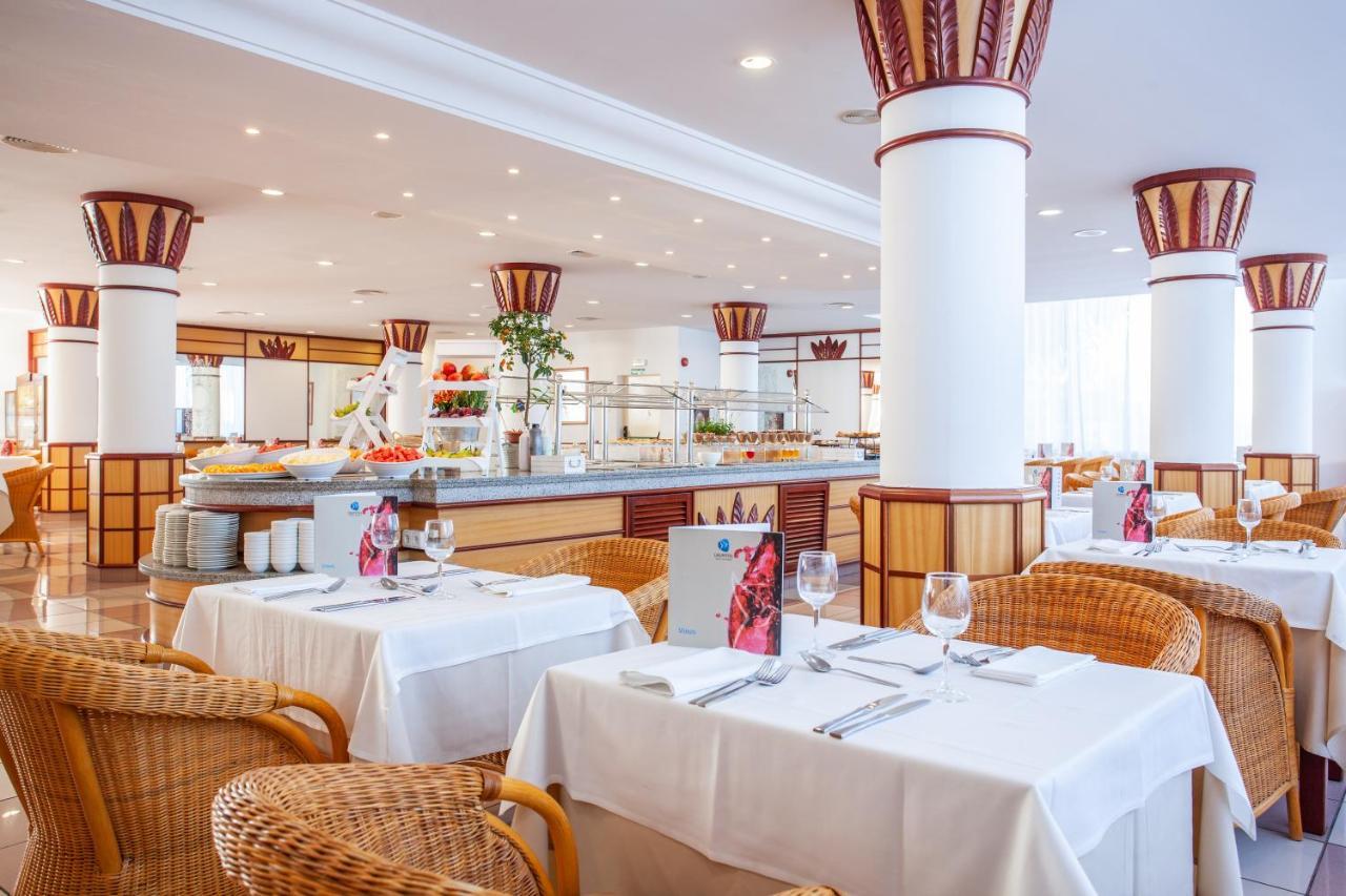 Grupotel Santa Eularia & Spa - Adults Only Santa Eularia des Riu Eksteriør billede